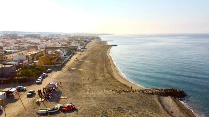 Expoholidays Vistas Al Mar - A Pie De Playa Balerma Bagian luar foto