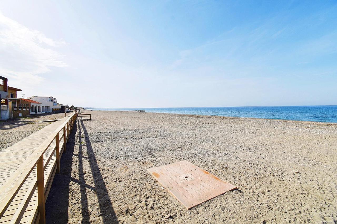 Expoholidays Vistas Al Mar - A Pie De Playa Balerma Bagian luar foto