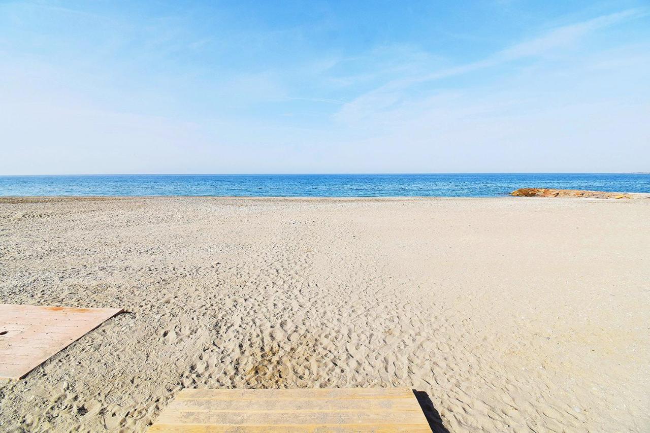 Expoholidays Vistas Al Mar - A Pie De Playa Balerma Bagian luar foto